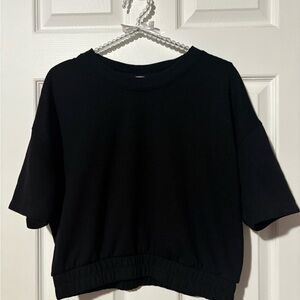 Yogalicious Black Crop Top